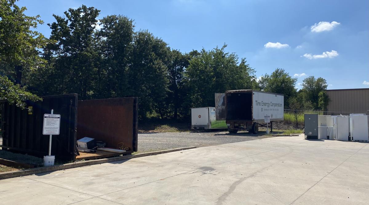 MWC Household Hazardous Waste Outside Dropoff Area