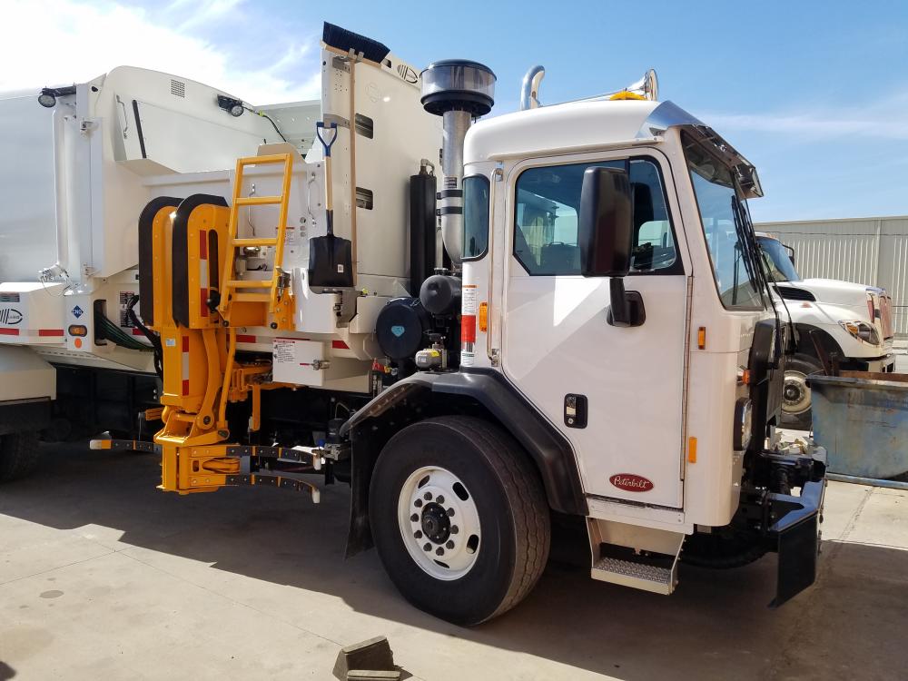 City Adds New CNG Waste Collection Truck Midwest City Oklahoma